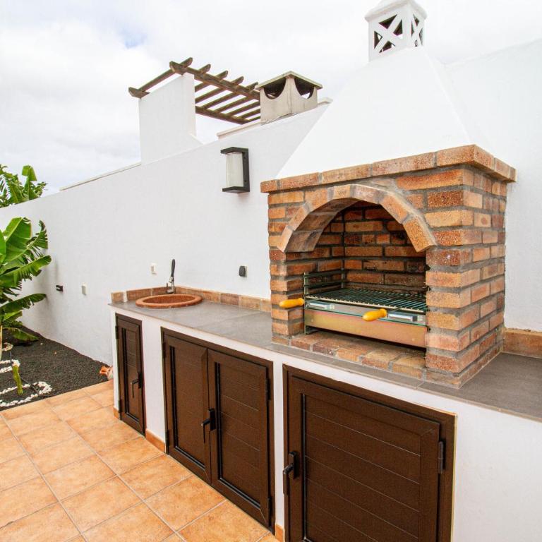 Villa Coco Bay - Three-Bedroom Villa - 46
