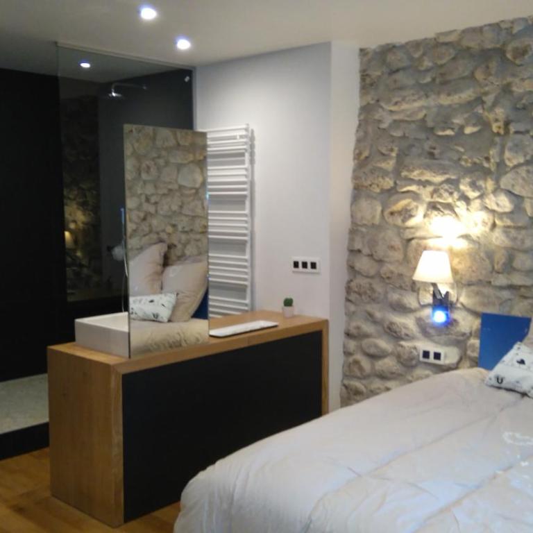 Le Petit Chalande - Chambre Double ou Lits Jumeaux Supérieure - 5