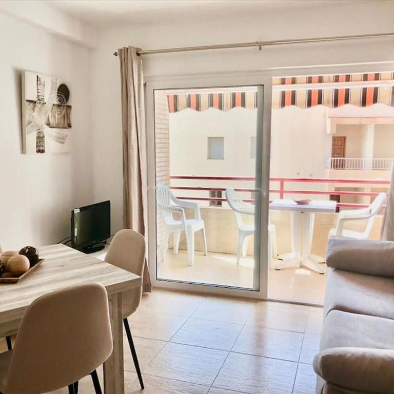1 dormitorio en pleno centro a 20 metros de la playa - One-Bedroom Apartment - 5