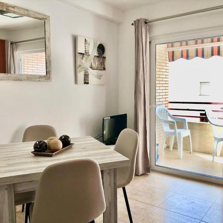 1 dormitorio en pleno centro a 20 metros de la playa - One-Bedroom Apartment - 6