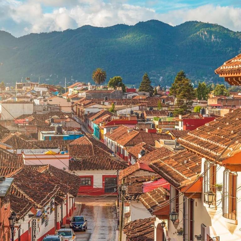 Che San Cristobal de las Casas Hostel - Bed in 4-Bed Mixed Dormitory Room - 2