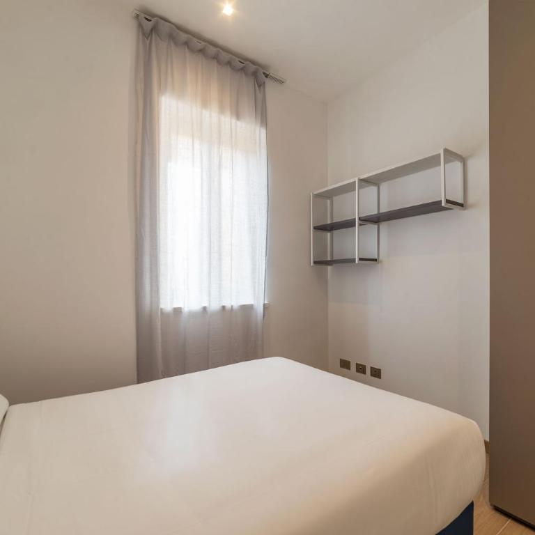 JOIVY Cavour 238 - Appartamento con 2 Camere da Letto - 15