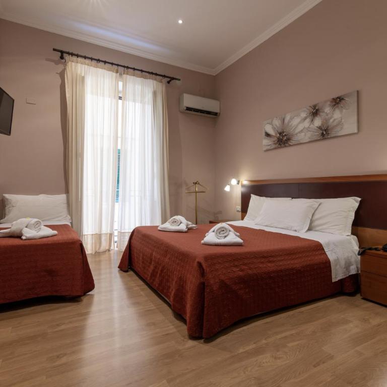 HOTIDAY Room Collection - Palermo Politeama - Camera Tripla - 2