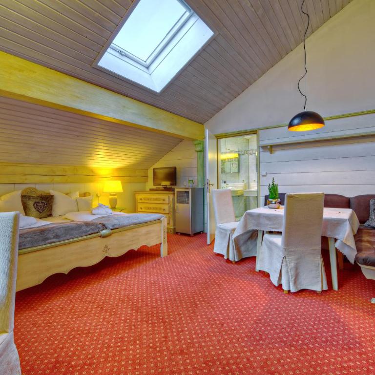 DIANA Naturpark Hotel - Partnerbetrieb von "Oberstaufen PLUS GOLF" - Doppelzimmer - 9