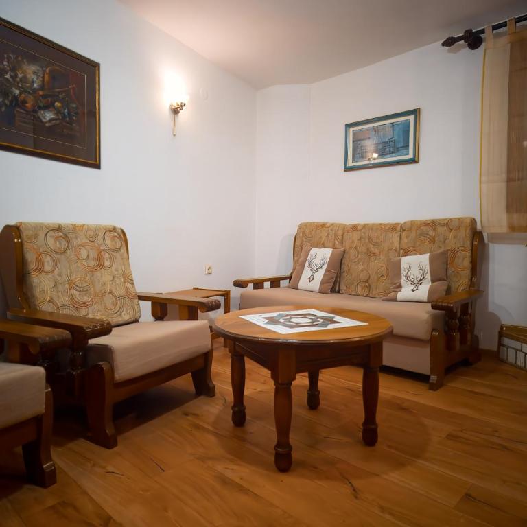 Vintage House on Sava Temple Street - Apartman sa 3 Spavaće Sobe i Balkonom - 13