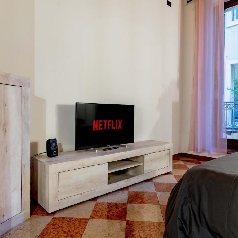 ARENA LUXURY EXPERIENCE Elegante appartamento di 78 mq in Via Mazzini, appartamento per 5 persone - WIFI VELOCE ed elegante balcone - Appartamento Deluxe - 7