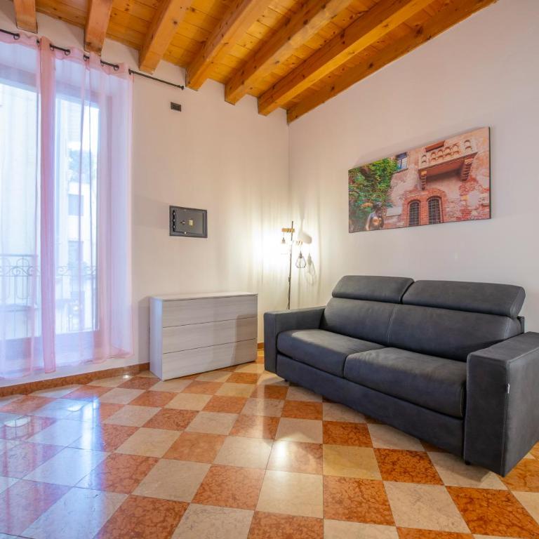 ARENA LUXURY EXPERIENCE Elegante appartamento di 78 mq in Via Mazzini, appartamento per 5 persone - WIFI VELOCE ed elegante balcone - Appartamento Deluxe - 4
