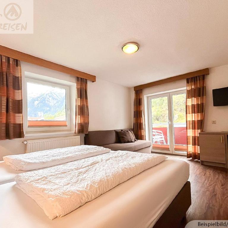 Sporthotel Bergheim - Dreibettzimmer mit Balkon - 6
