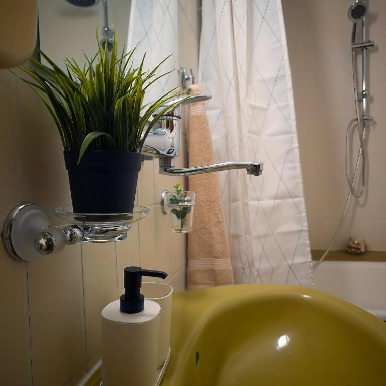 Vintage House on Sava Temple Street - Apartman sa 3 Spavaće Sobe i Balkonom - 23