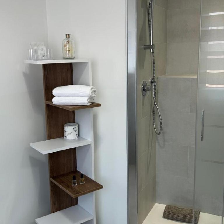 Comfort Accommodation Suite & Le Camere - Suite con Vista Giardino - 9