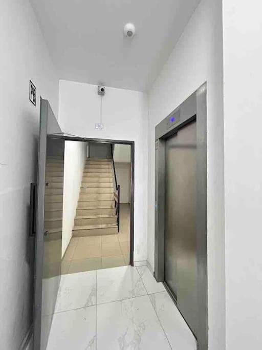 Luminoso dpto con vista panorámica y cochera techada - Apartamento de 1 dormitorio - 17