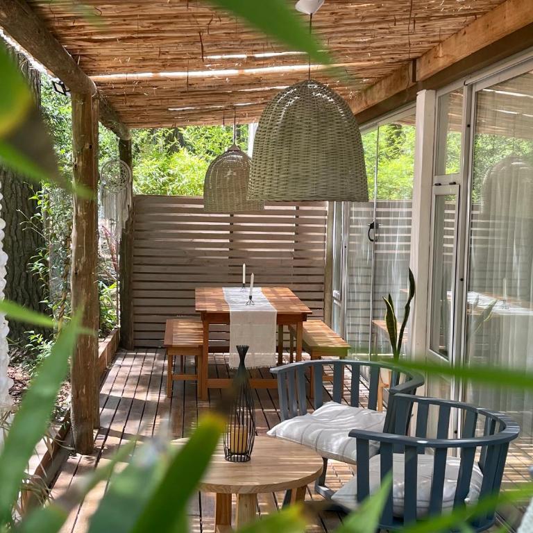Terral Suites - Deluxe One-Bedroom Apartment with Garden View - 7