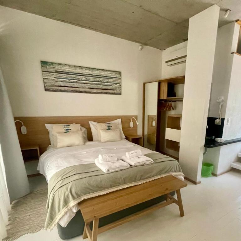 Terral Suites - Deluxe One-Bedroom Apartment with Garden View - 8