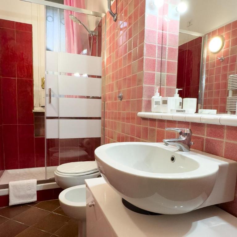 Roma centro pochi minuti - Appartamento con giardino privato - Appartamento con 1 Camera da Letto, Vista Mare e Balcone - 4