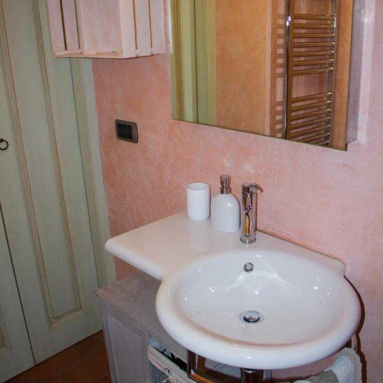 Charme & Art Gallery Home - Pescioni - Appartamento con 2 Camere da Letto - 32