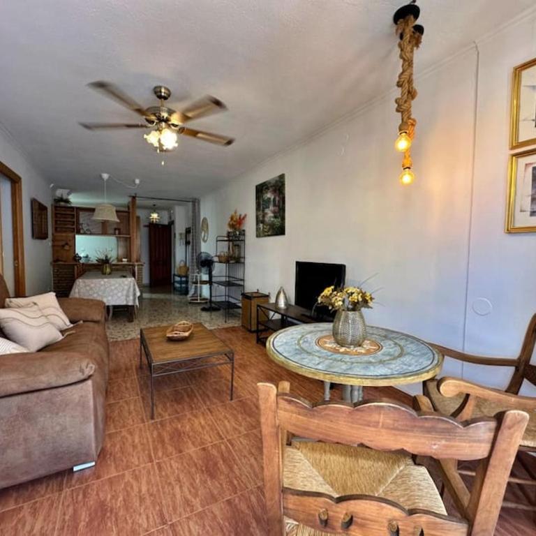 3 bedroom Private Home Cómpeta Free Parking - Apartamento de 3 dormitorios - 16