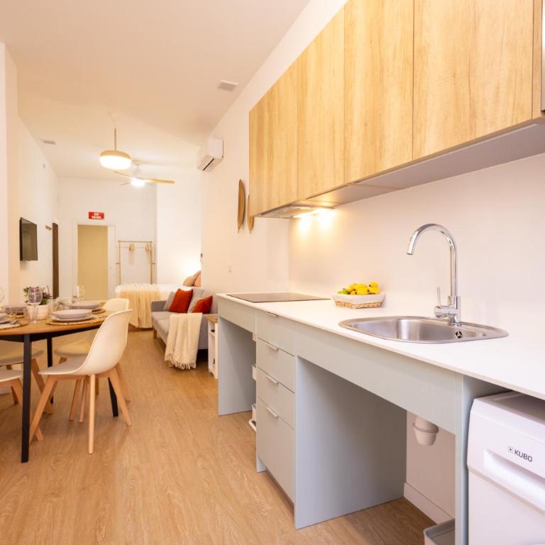 FLORIT FLATS - The Maritim Metro Station Suites - Studio Apartment - 8