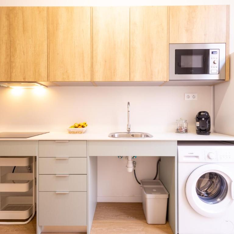 FLORIT FLATS - The Maritim Metro Station Suites - Studio Apartment - 20