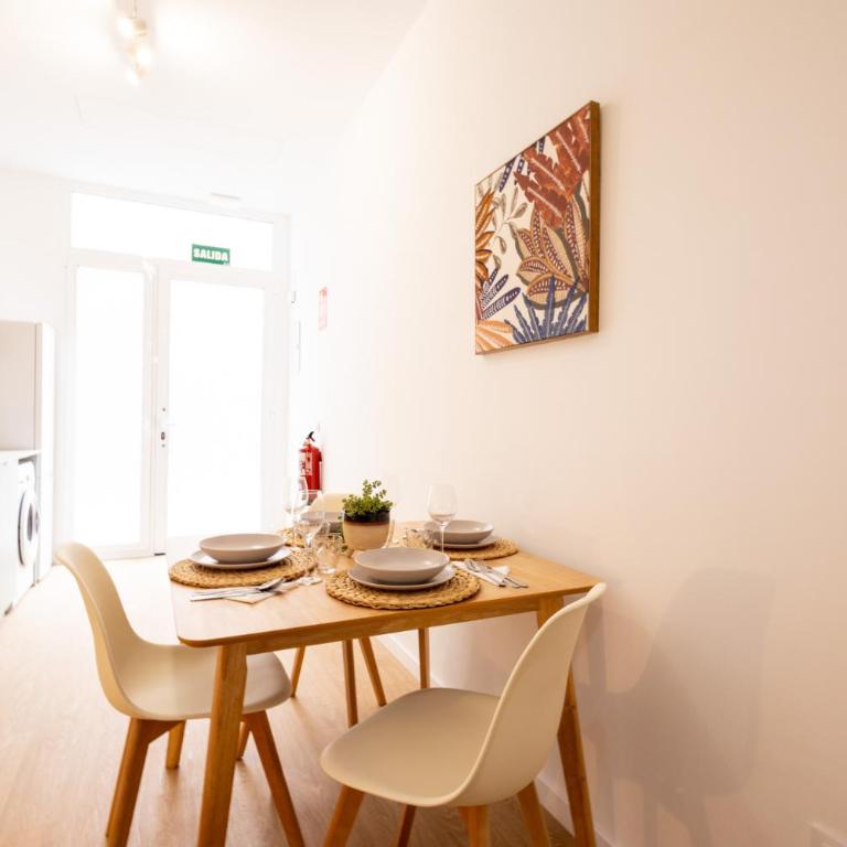 FLORIT FLATS - The Maritim Metro Station Suites - Apartment - Ground Floor - 7
