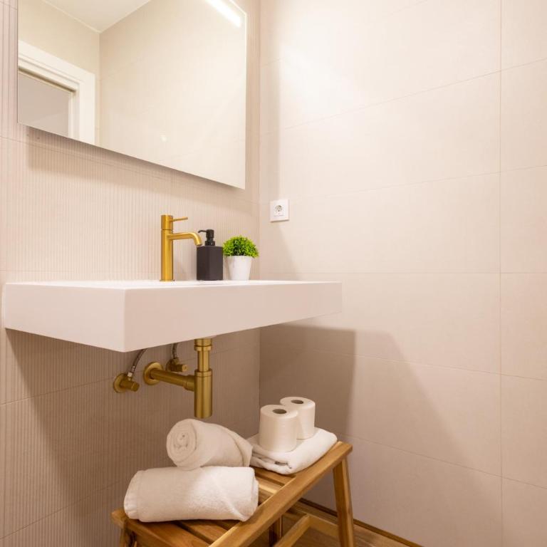 FLORIT FLATS - The Maritim Metro Station Suites - Apartment - Ground Floor - 17
