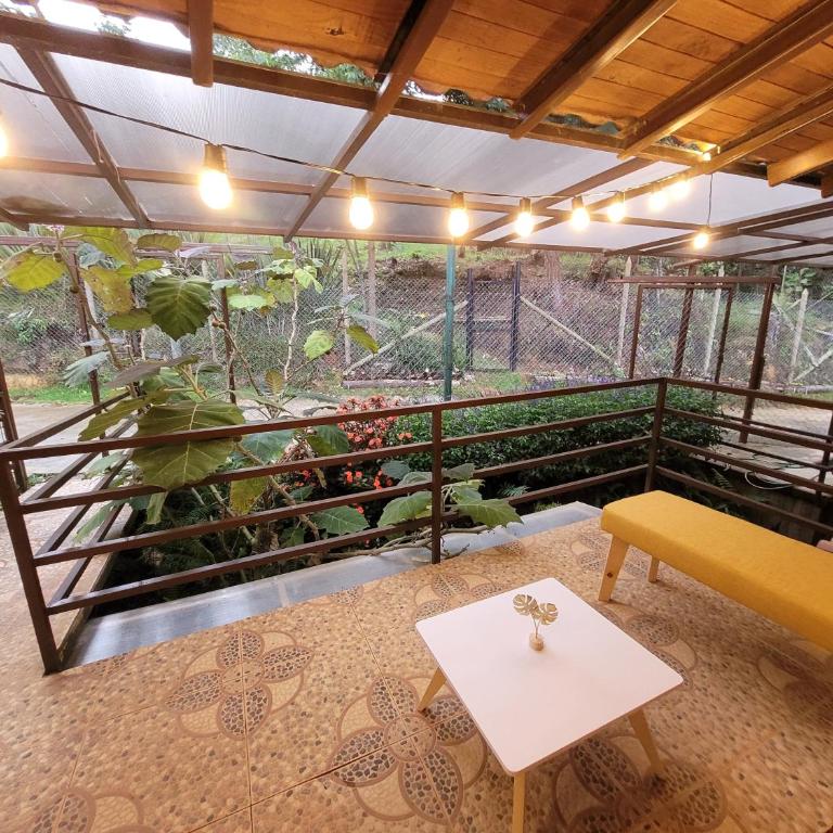 La Pascana Ecolodge frente al parque Arví Entorno natural excepcional, reserva natural, áreas protegidas, conexión con la naturaleza y avistamiento de aves a 3km del metrocable Guarne - Apartamento de 2 dormitorios - 16