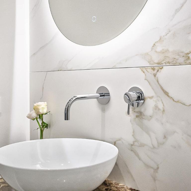 Modern Art Suite in Florence - Appartamento con 2 Camere da Letto - 8