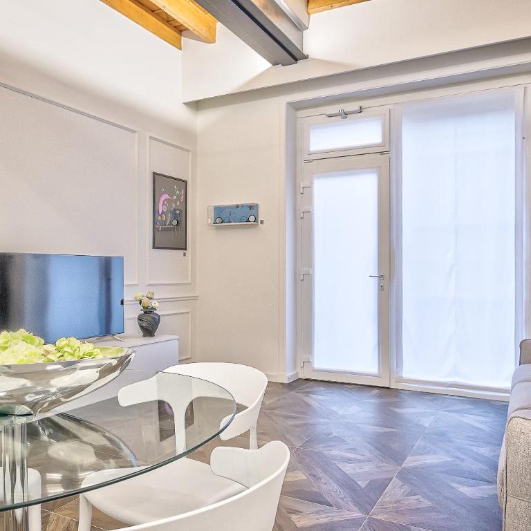Modern Art Suite in Florence - Appartamento con 2 Camere da Letto - 15