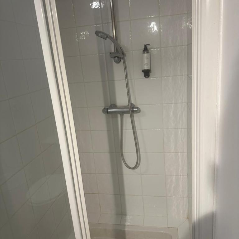 Résidence Champenoise 1 , Troyes - France - Apartamento de 1 dormitorio - 3