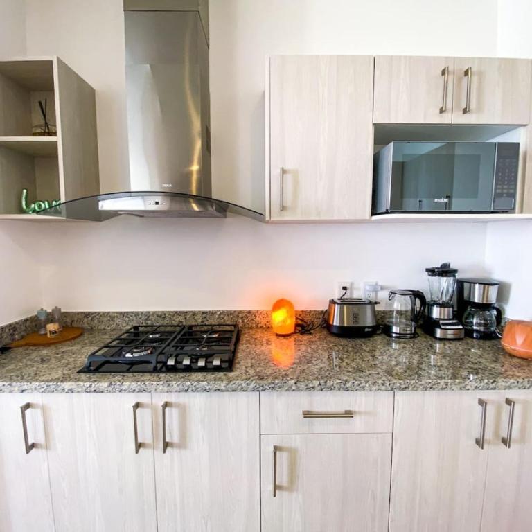 Excellent 3BR PH with Priv Pool Gym Spa Pkg Tennis - Apartment - 12