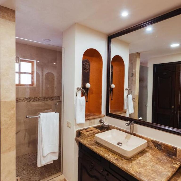 Beachfront, Premium Ocean View, VLE 1305 - Apartamento de 2 dormitorios - Frente al océano - 13