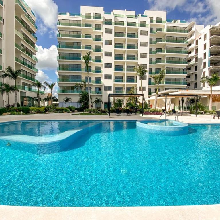 Excellent 3BR PH with Priv Pool Gym Spa Pkg Tennis - Apartment - 32