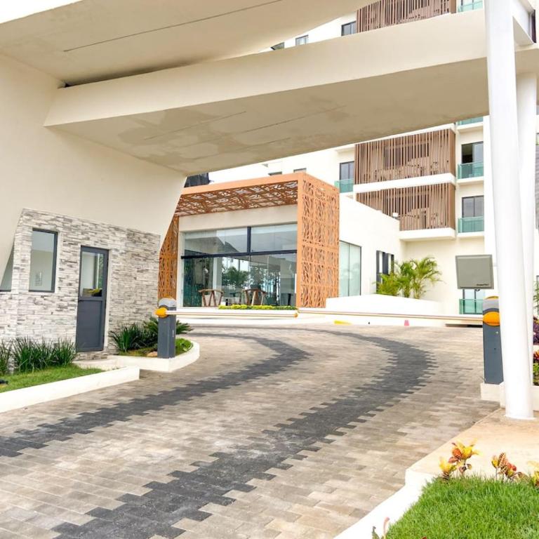 Excellent 3BR PH with Priv Pool Gym Spa Pkg Tennis - Apartment - 35
