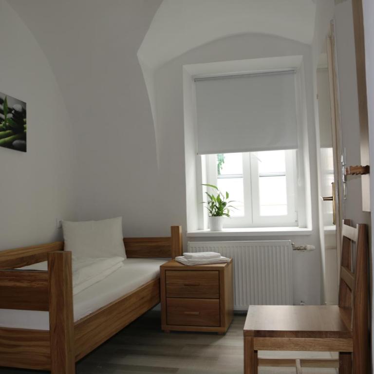 Hotel SINOS - Budget Einzelzimmer - 1
