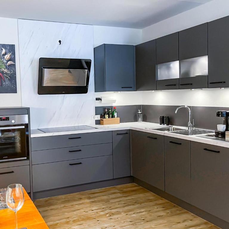 Stay Zen Holz & Hirsch Loft - Parkplatz und Hund - Deluxe Apartment - 24