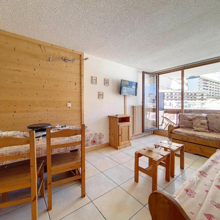 Appartement rénové 2 pièces, Ski aux pieds, Balcon sud - FR-1-344-856 - Apartment - 11