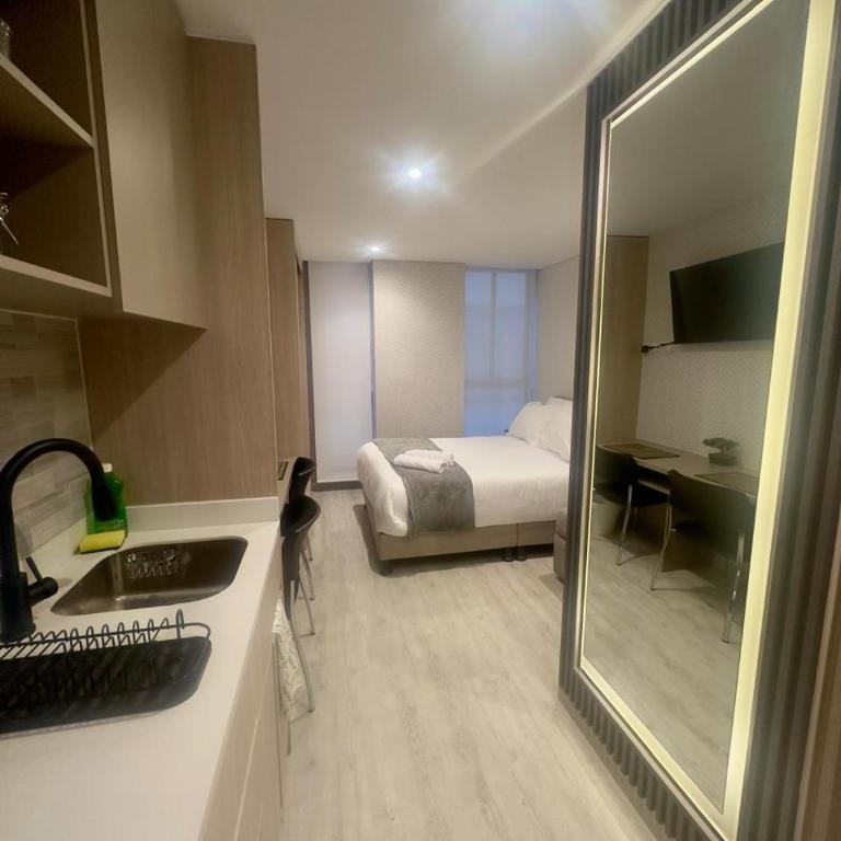 Apartaestudio único y exclusivo en Corferias - One-Bedroom Apartment - 9