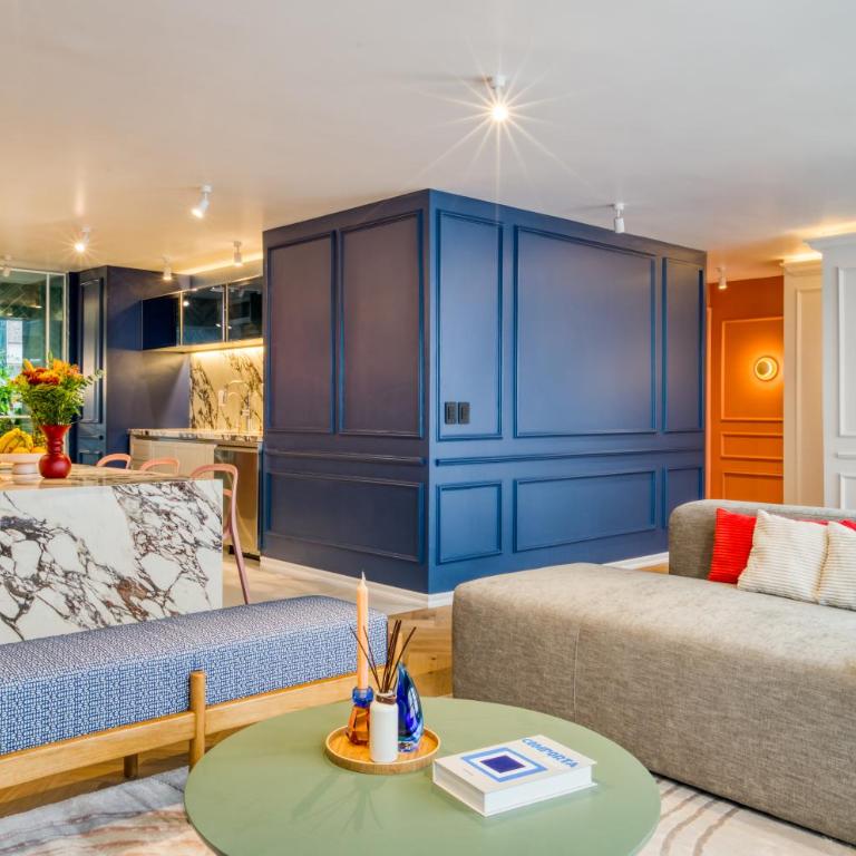 Amsterdam by Mr. W - Three-Bedroom Deluxe Apartment - 1