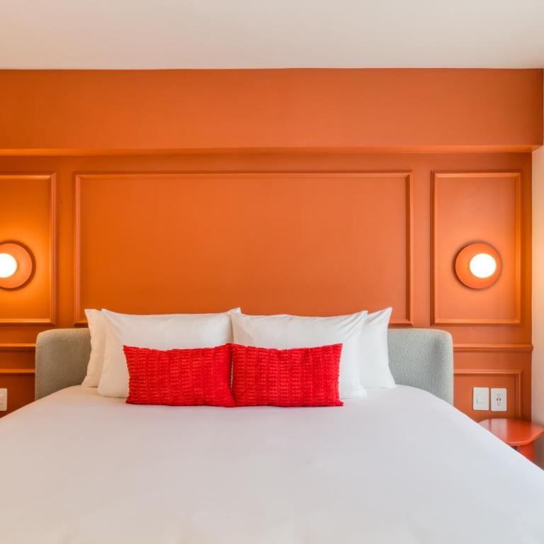 Amsterdam by Mr. W - Three-Bedroom Deluxe Apartment - 66