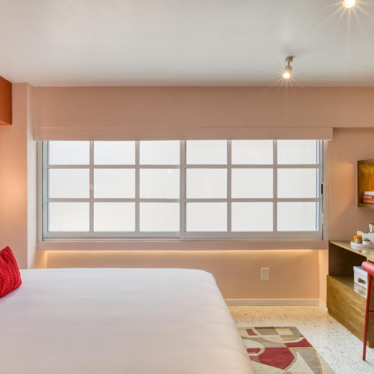 Amsterdam by Mr. W - Three-Bedroom Deluxe Apartment - 47