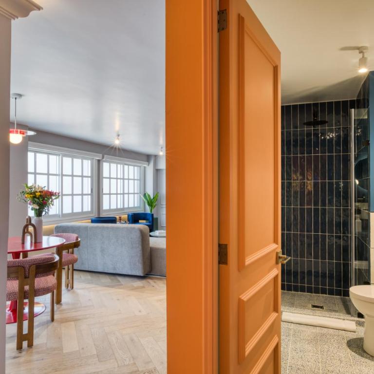 Amsterdam by Mr. W - Three-Bedroom Deluxe Apartment - 48