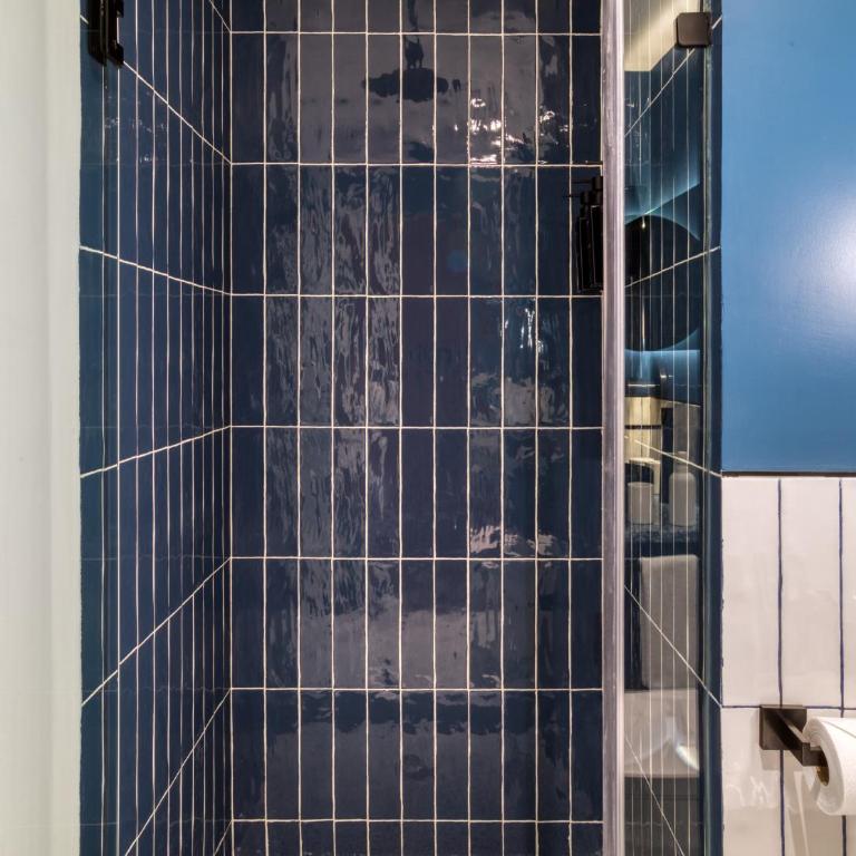 Amsterdam by Mr. W - Three-Bedroom Deluxe Apartment - 53