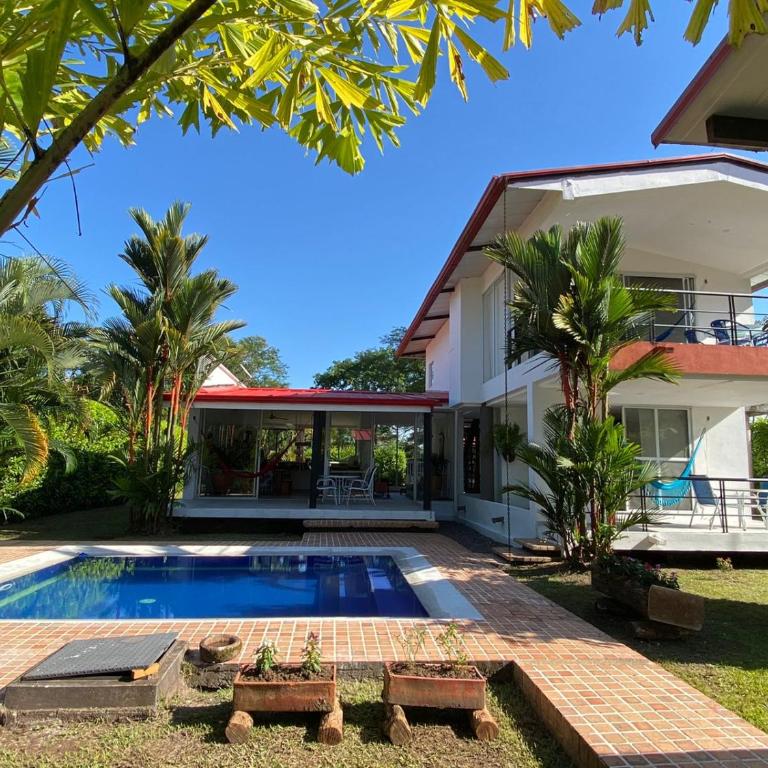 Hermosa Casa de Verano con Piscina - Villavicencio - Four-Bedroom House - 1