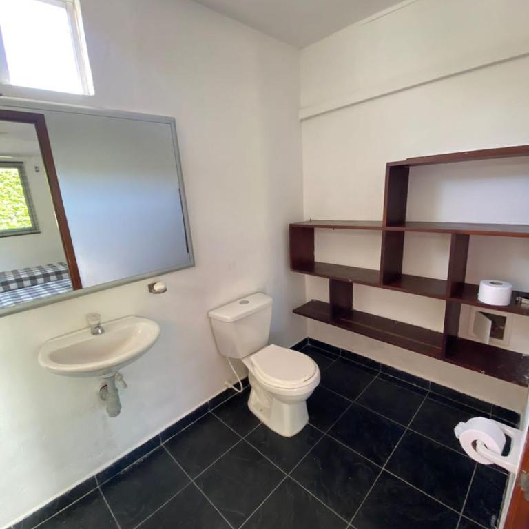 Hermosa Casa de Verano con Piscina - Villavicencio - Four-Bedroom House - 3