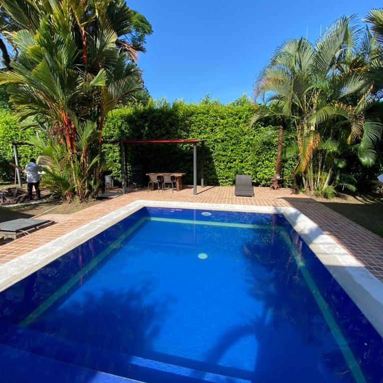 Hermosa Casa de Verano con Piscina - Villavicencio - Four-Bedroom House - 8