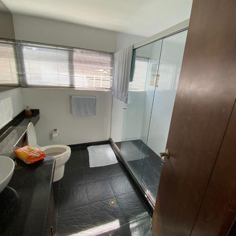 Hermosa Casa de Verano con Piscina - Villavicencio - Four-Bedroom House - 13