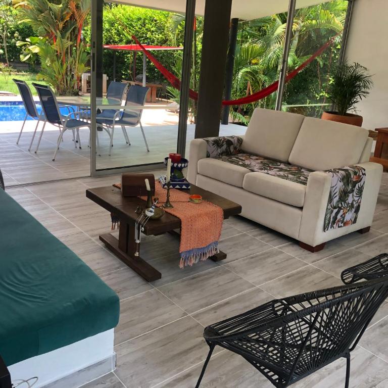 Hermosa Casa de Verano con Piscina - Villavicencio - Four-Bedroom House - 16