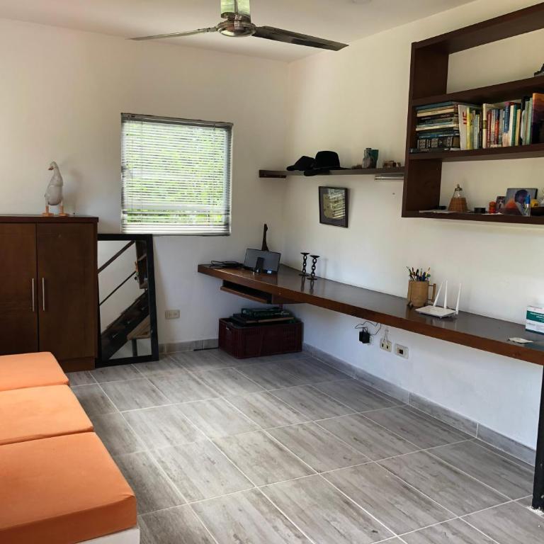 Hermosa Casa de Verano con Piscina - Villavicencio - Four-Bedroom House - 17