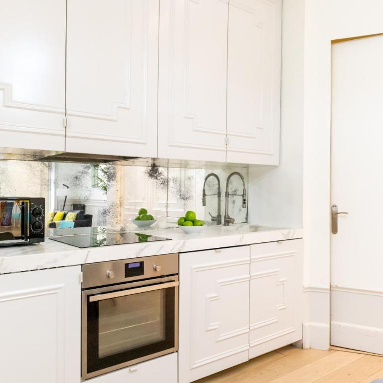 Ever House - CHUECA-GRAN VIA - Three-Bedroom Apartment - 28