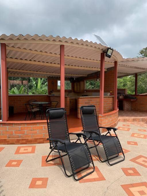 Cabaña Adropao Campestre con piscina y bbq - Casa de 2 dormitorios - 25