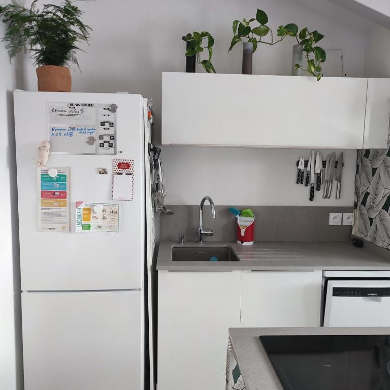 Location de charme T3 au 2e étage et dernier étage - Apartamento de 2 dormitorios - 11